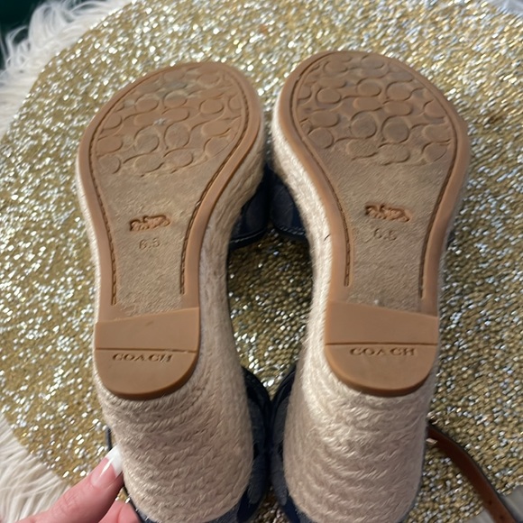 Coach wedges navy blue size 6.5 - Picture 3 of 3